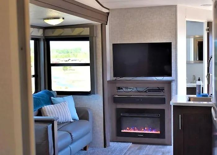 Luxury Glamping With Private Deck, Firepit & Fireplace Near Williams, Arizona * Williams